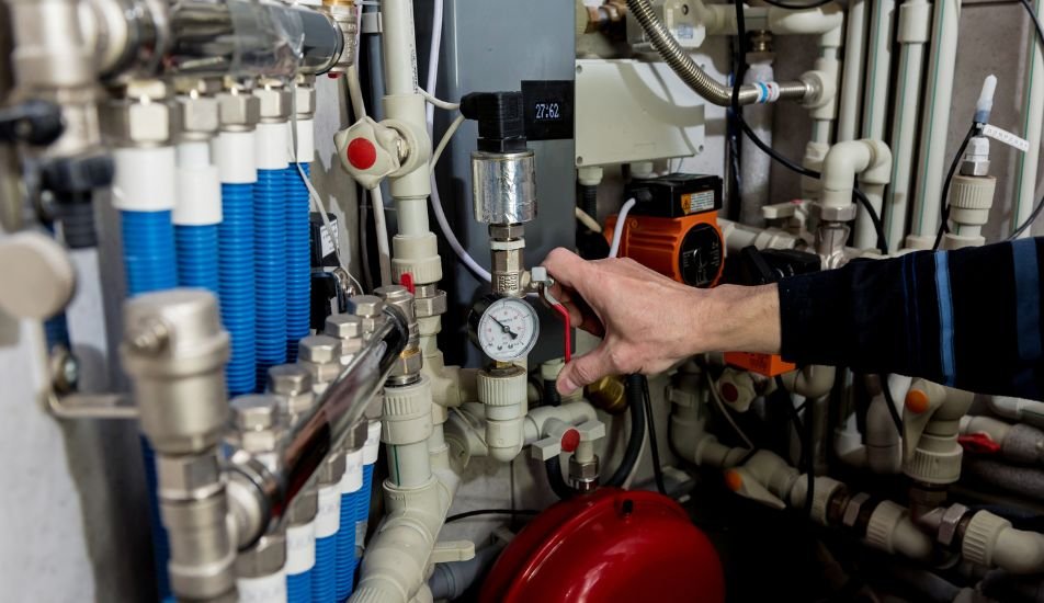 contador de agua girando sin consumo en Málaga